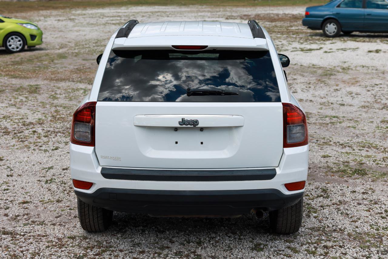 Used 2015 Jeep Compass Sport w/ Power Value Group FWD image 9