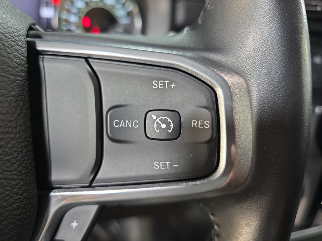 Used 2023 RAM 1500 Laramie AWD/4WD image 17
