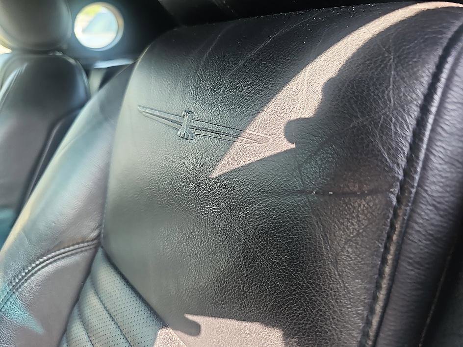 Used 2003 Ford Thunderbird RWD image 16