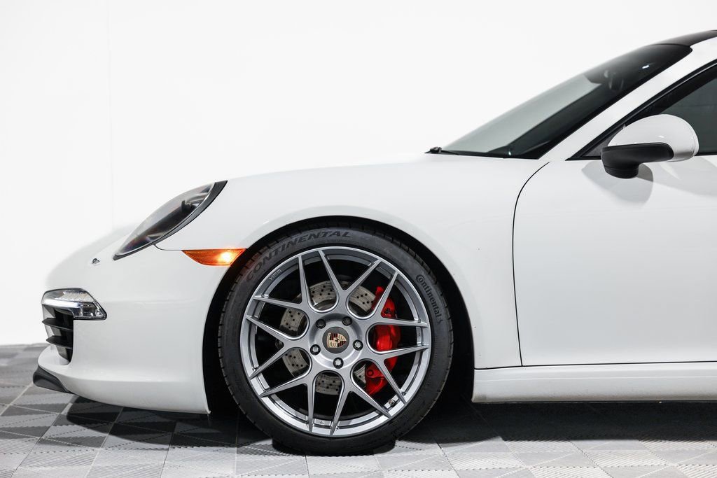 Used 2014 Porsche 911 Carrera S image 13