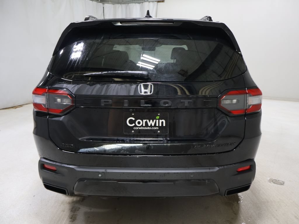 New 2026 Honda Pilot Black Edition image 6