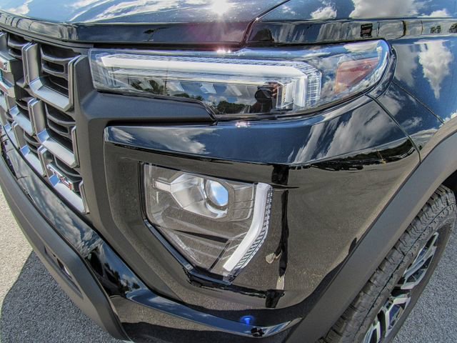 New 2025 GMC Canyon AT4 w/ Nightfall Edition image 11