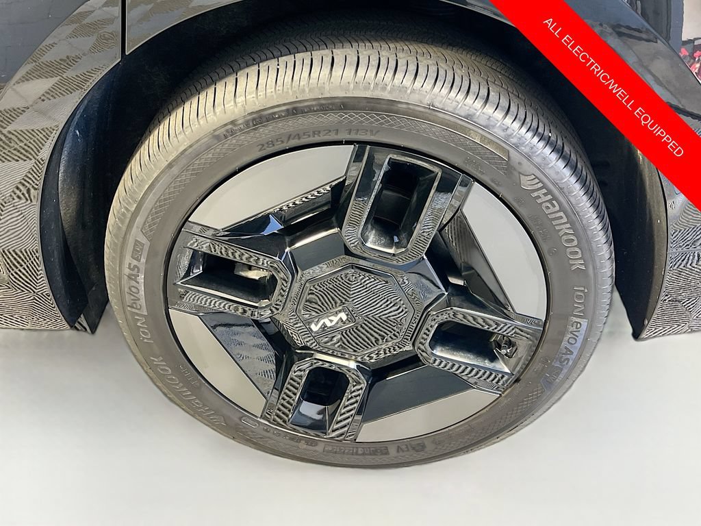 Certified 2024 Kia EV9 GT-Line AWD/4WD image 35