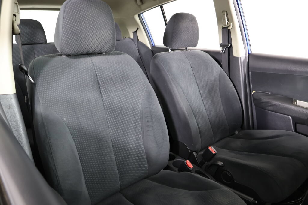 Used 2011 Nissan Versa 1.8 S w/ PWR Plus Pkg FWD image 24