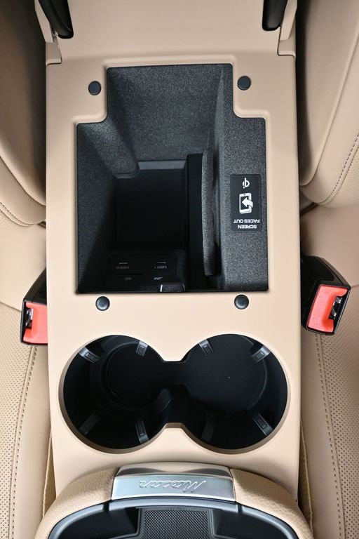 New 2026 Porsche Macan S image 25