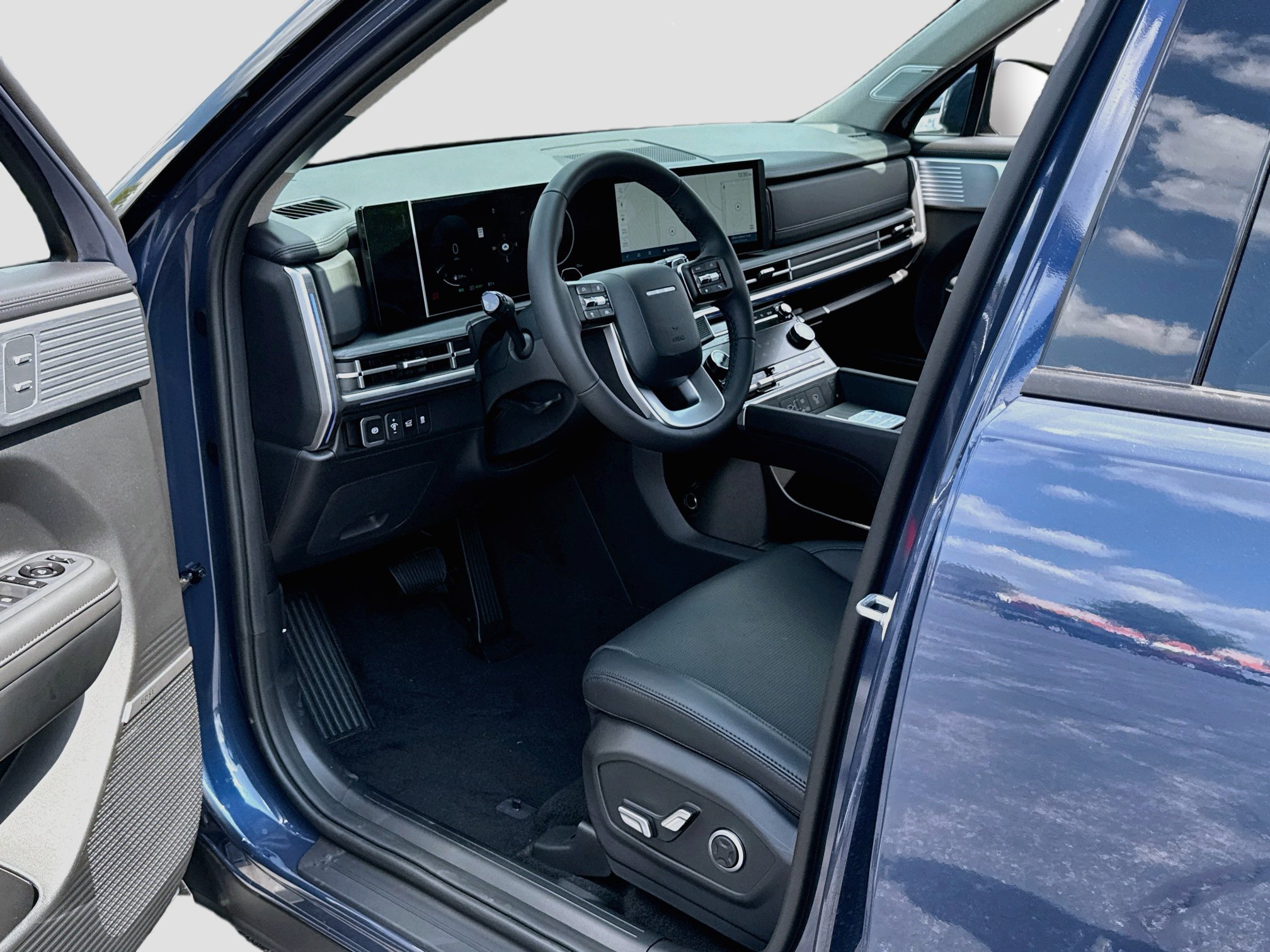 New 2027 Hyundai Santa Fe Limited AWD/4WD image 4
