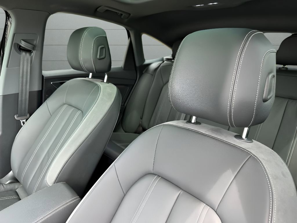 Used 2023 Audi Q4 e-tron Premium Plus w/ Premium Plus image 14