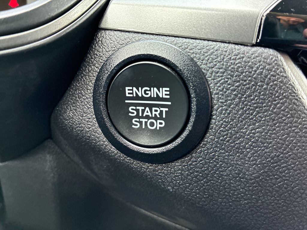 Used 2023 Ford Escape Active AWD/4WD image 30