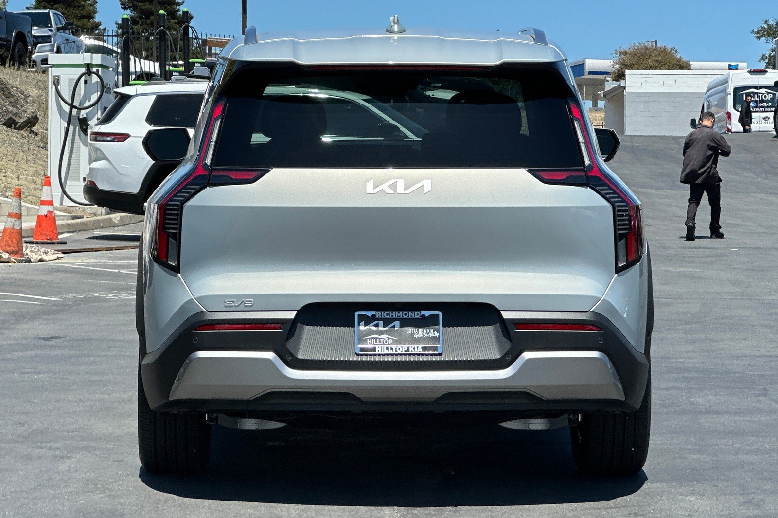 New 2026 Kia EV9 Wind AWD/4WD image 5