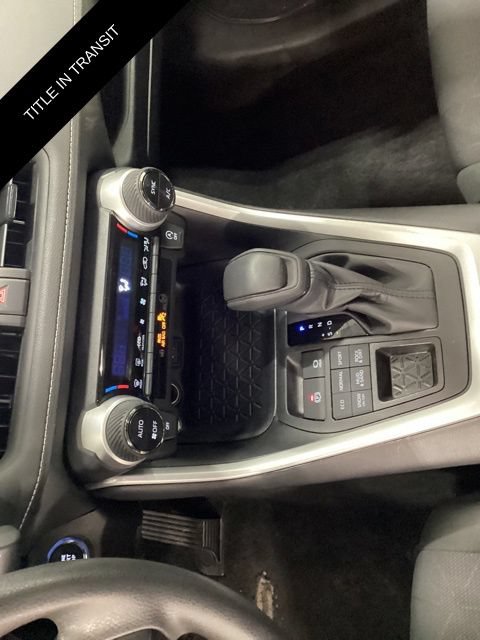 Used 2025 Toyota RAV4 XLE AWD/4WD image 16