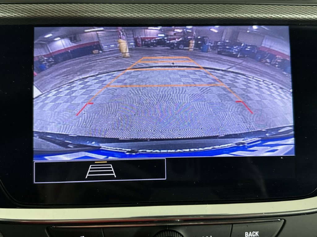 Used 2023 Buick Encore GX Select w/ Experience Buick Package FWD image 18
