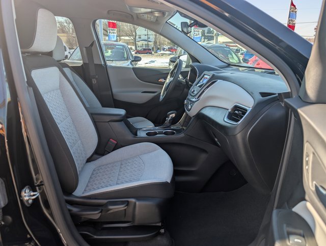 Used 2024 Chevrolet Equinox LS w/ LS Convenience Package image 12
