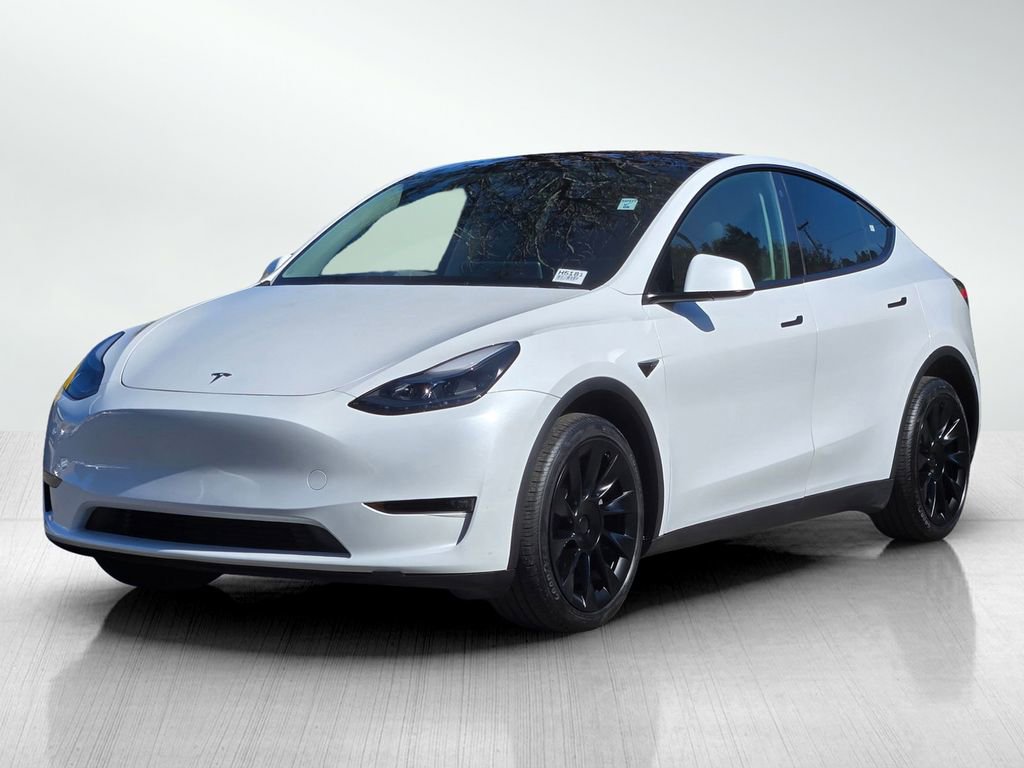 Used 2023 Tesla Model Y Long Range image 8