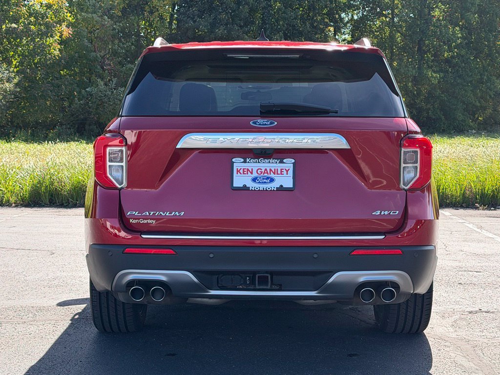 Certified 2023 Ford Explorer Platinum w/ Technology Package AWD/4WD image 10