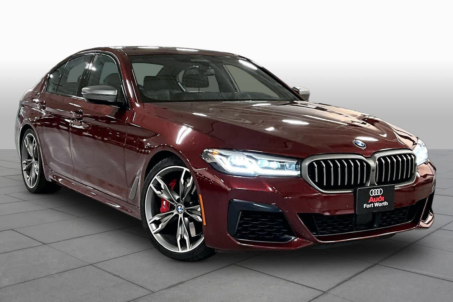 Used 2022 BMW M550i xDrive w/ Dynamic Handling Package AWD/4WD image 3