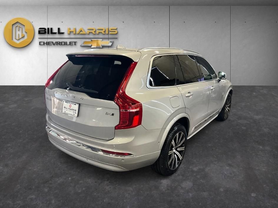 Used 2025 Volvo XC90 B6 Plus AWD/4WD image 2