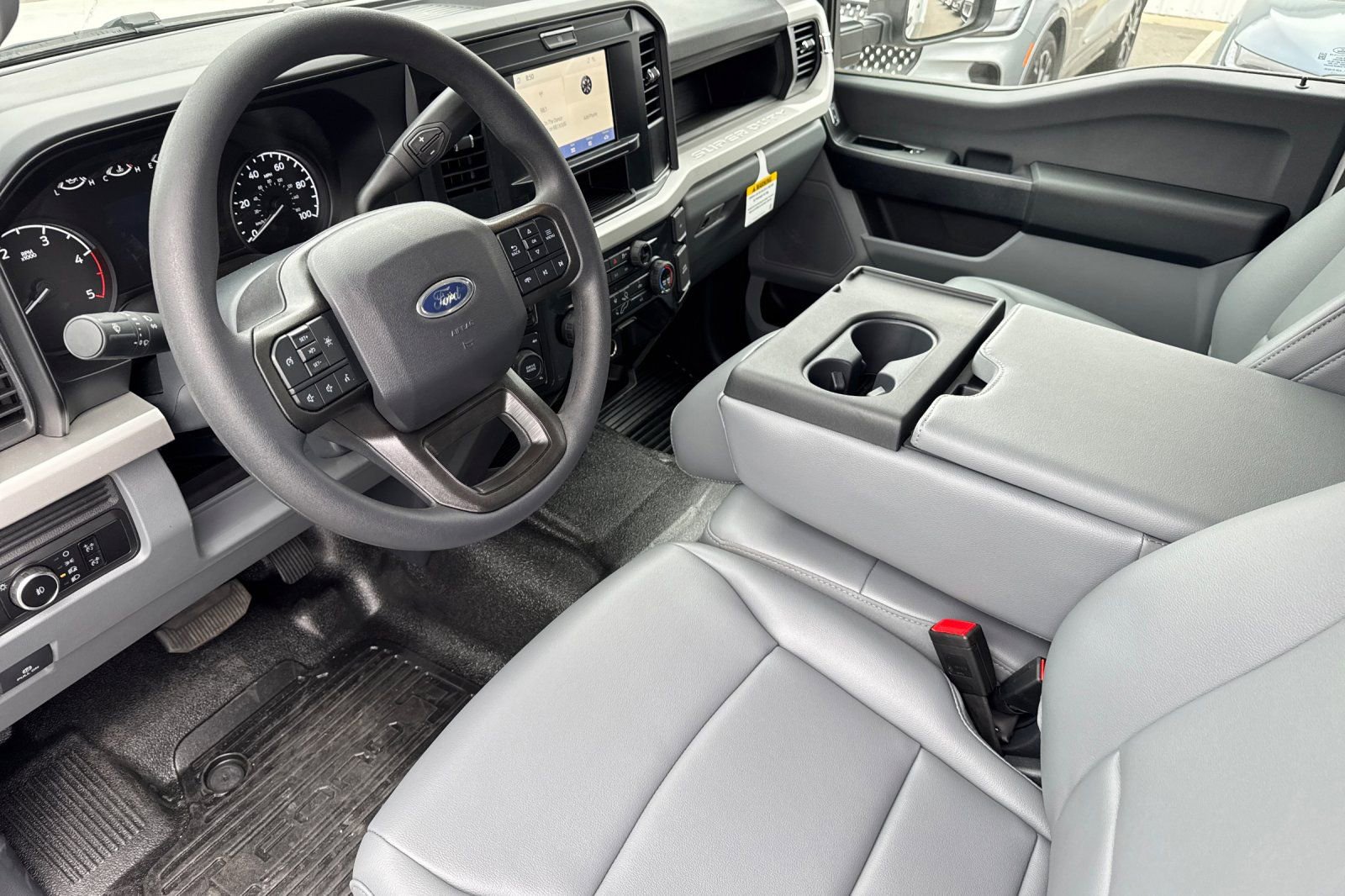 New 2025 Ford F550 4x4 Crew Cab Super Duty image 9