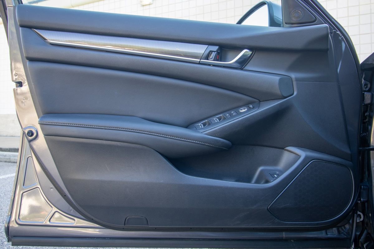 Used 2020 Honda Accord Sport image 10