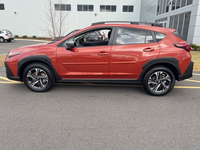 Used 2025 Subaru Crosstrek 2.0i Premium image 8