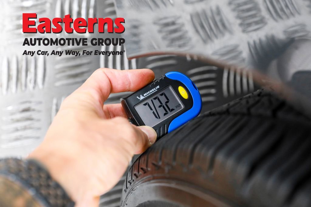 Used 2022 Toyota Prius Prime XLE image 28