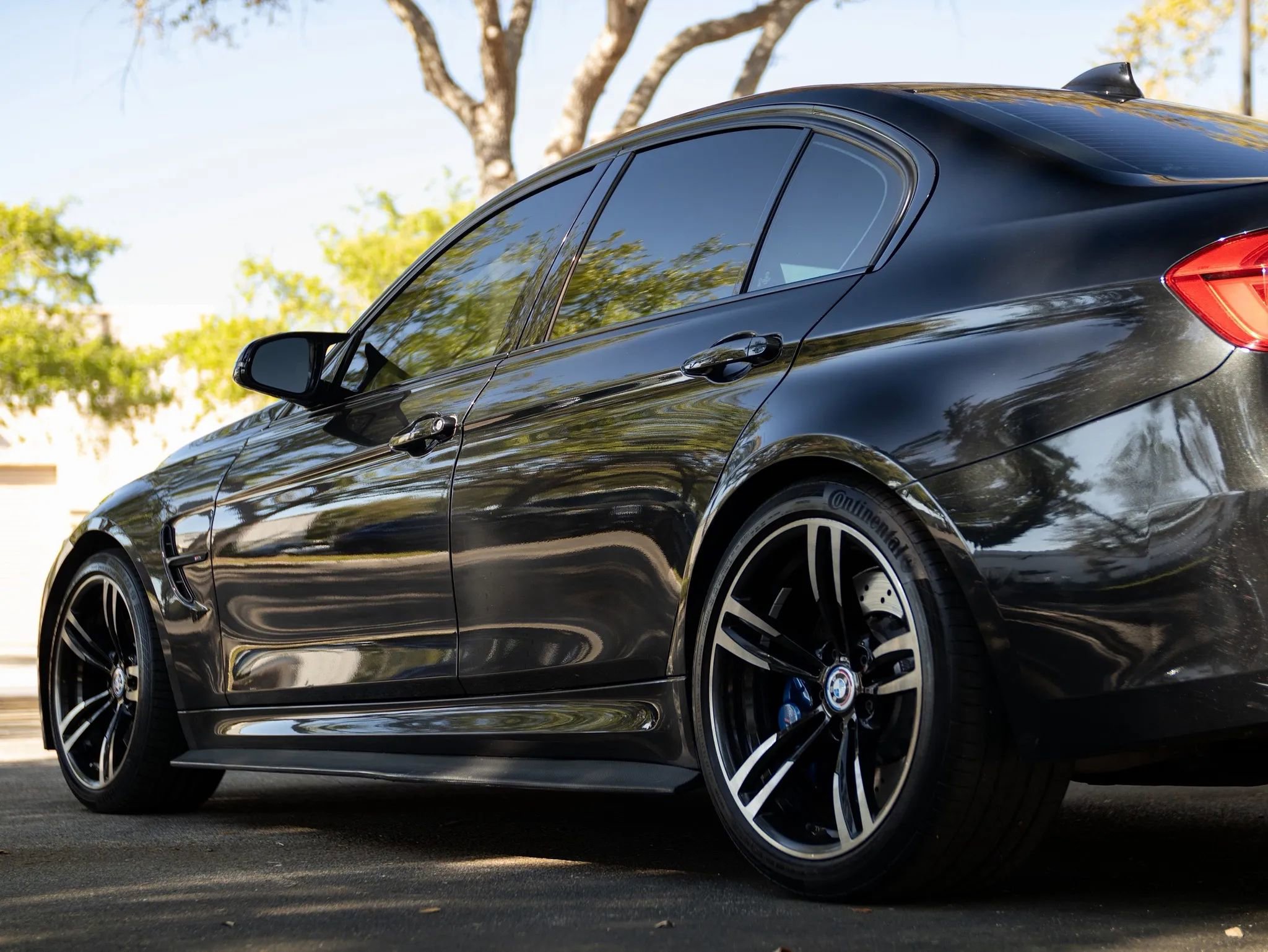 Used 2018 BMW M3 Sedan w/ Competition Package image 13