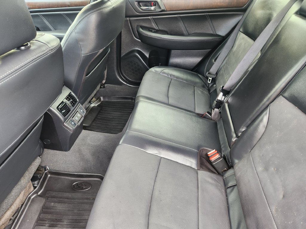 Used 2019 Subaru Outback 2.5i Limited AWD/4WD image 28