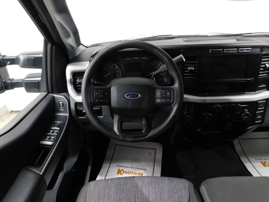 Used 2023 Ford F250 XLT image 41