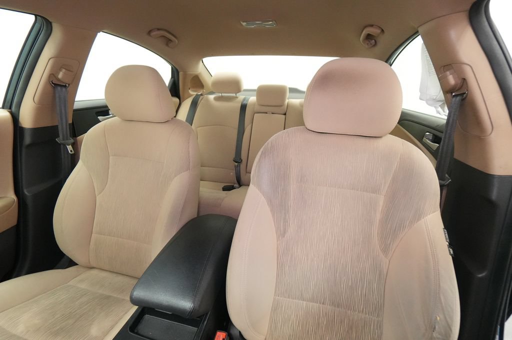 Used 2012 Hyundai Sonata GLS FWD image 15