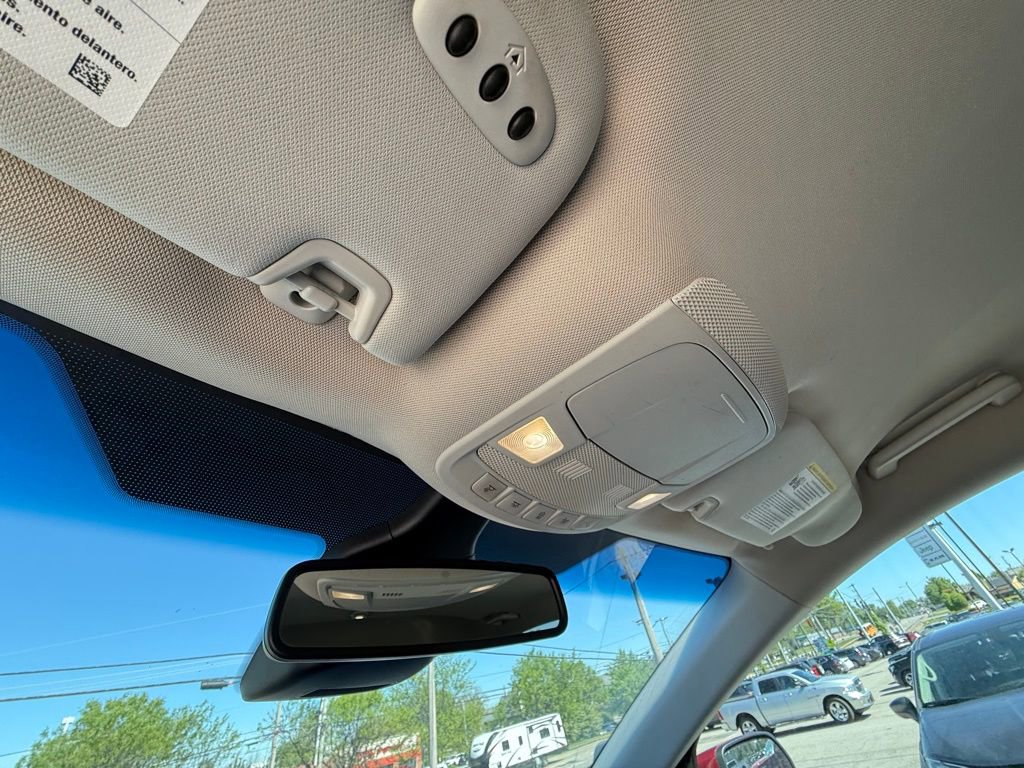 Used 2019 Ford Edge SEL w/ Equipment Group 201A AWD/4WD image 23