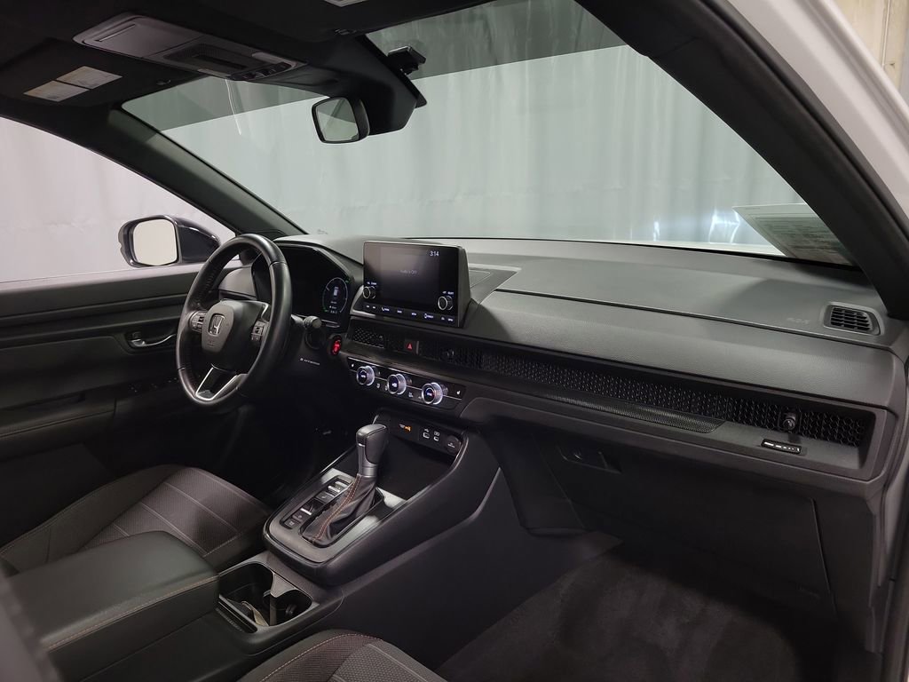 Used 2025 Honda CR-V Sport image 27