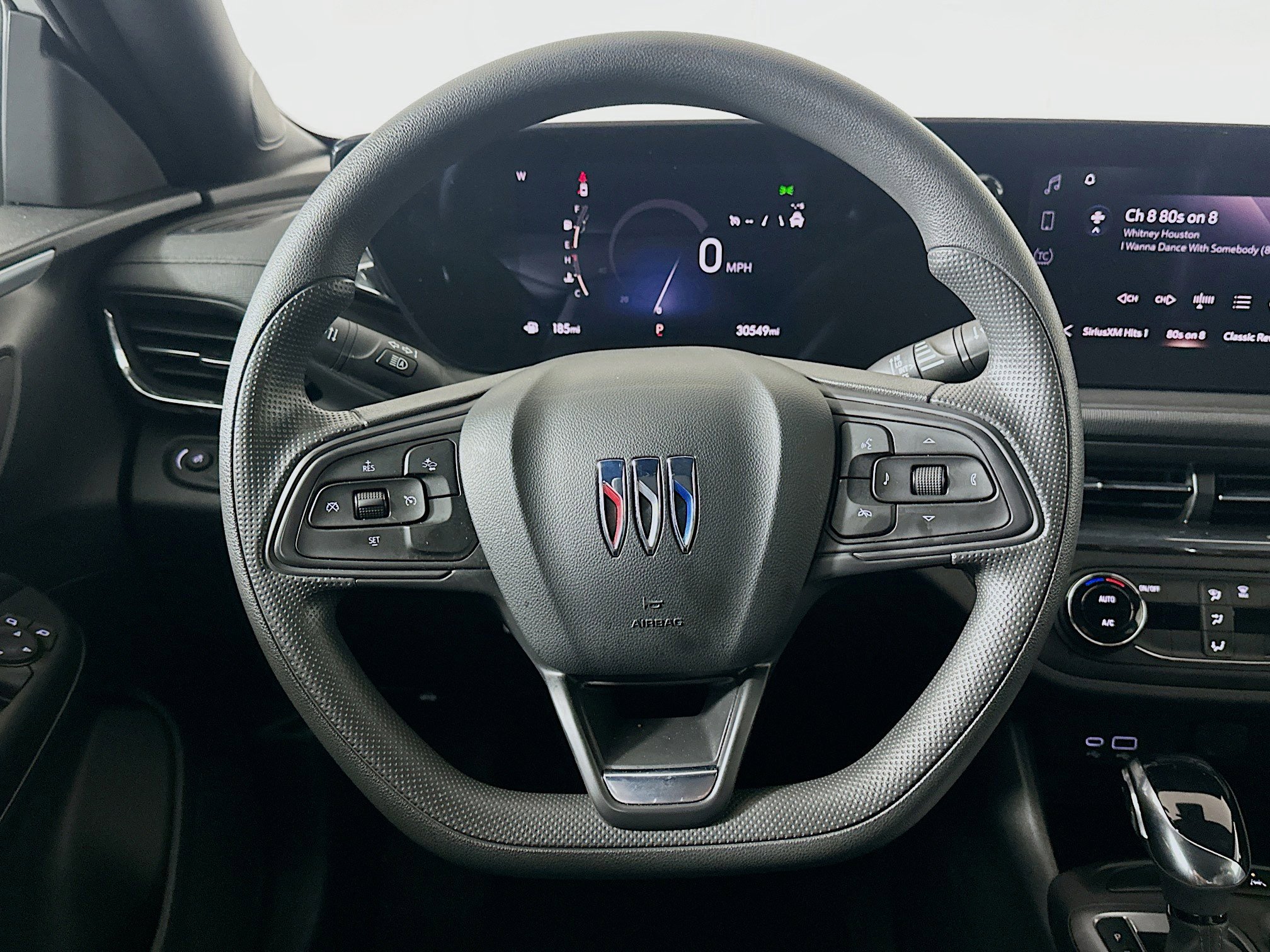 Used 2025 Buick Envista Preferred FWD image 17