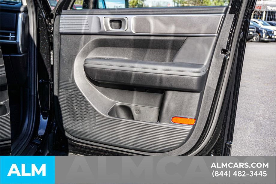 Used 2025 Hyundai Santa Fe SEL image 55