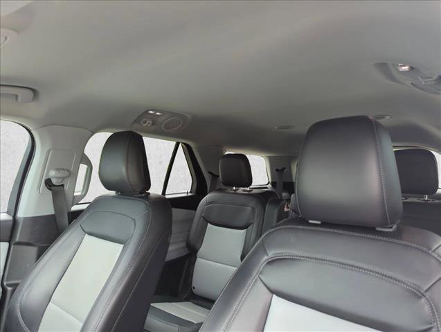 Used 2023 Ford Explorer XLT w/ Equipment Group 202A image 15