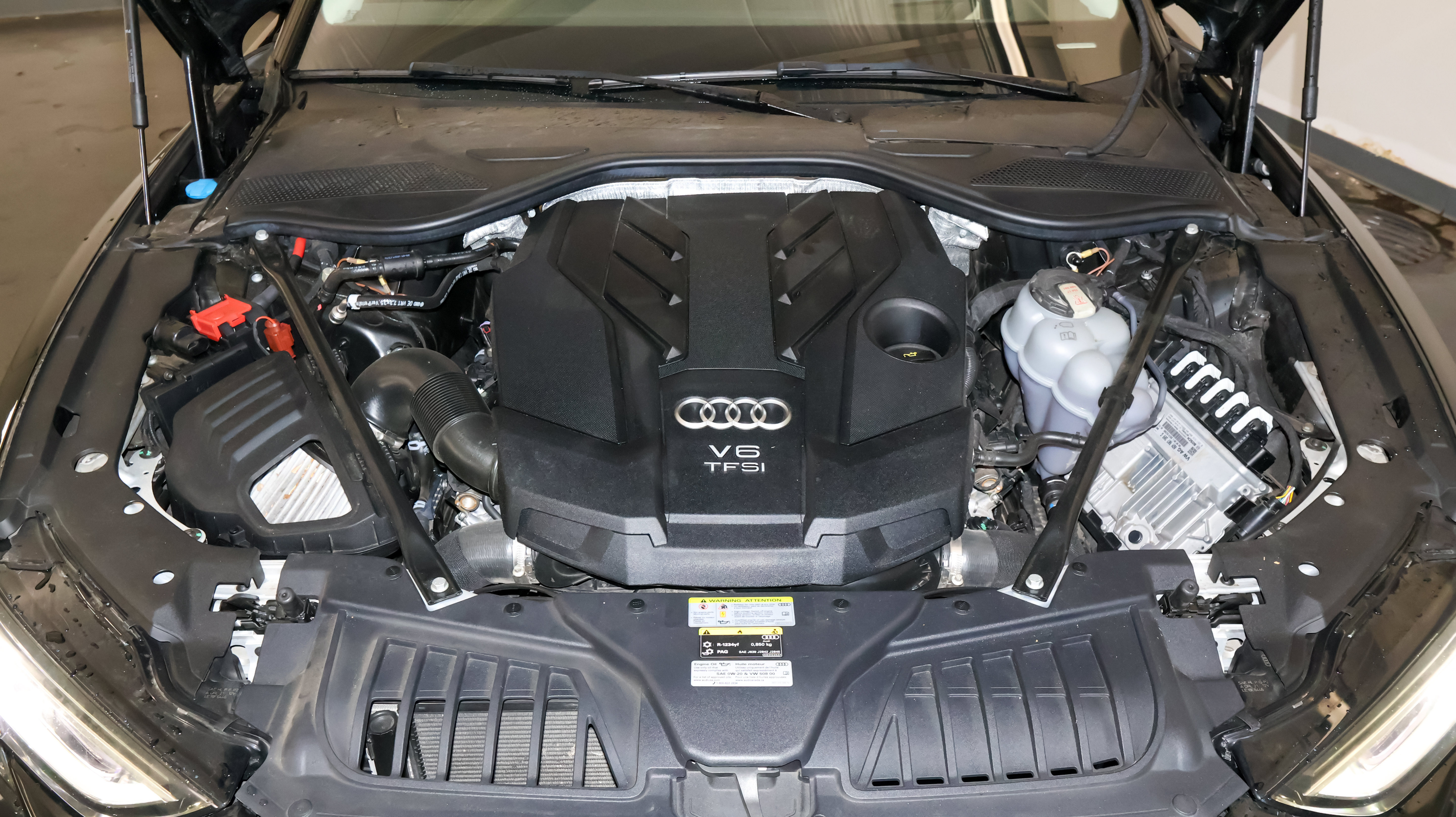 Used 2022 Audi A8 L 3.0T w/ Executive Package AWD/4WD image 59