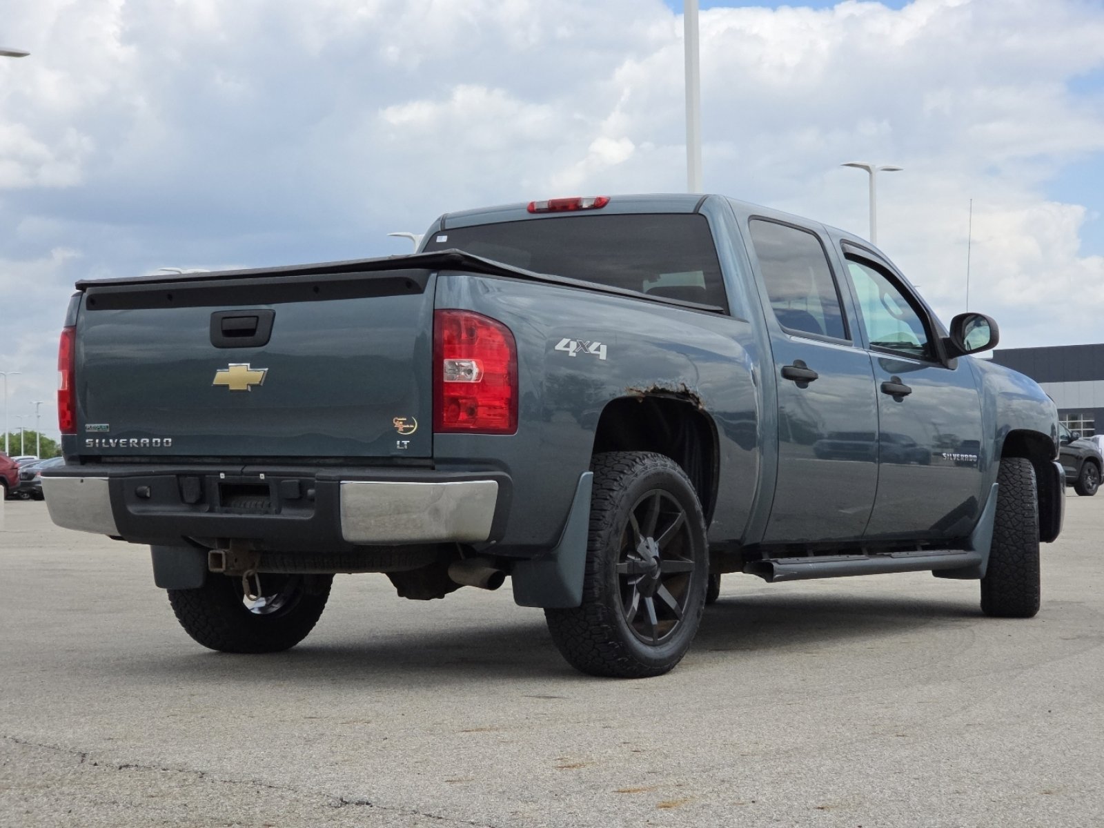 Used 2010 Chevrolet Silverado 1500 LT w/ Power Pack Plus AWD/4WD image 15