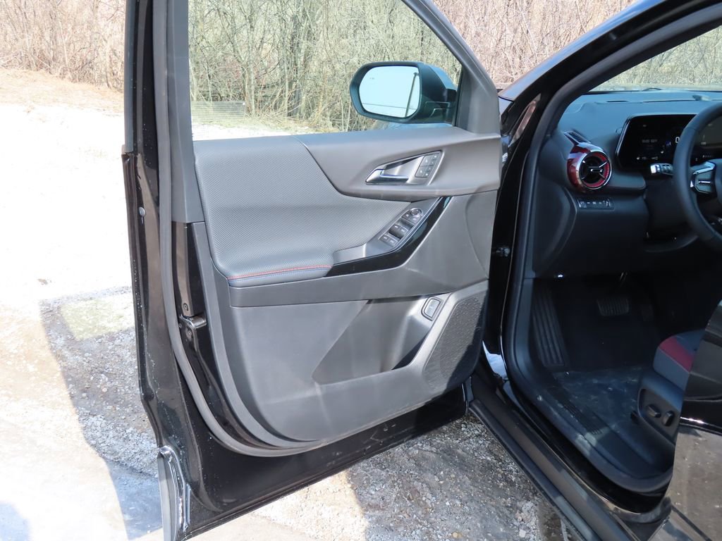 New 2026 Chevrolet Equinox RS w/ Convenience Package III image 23