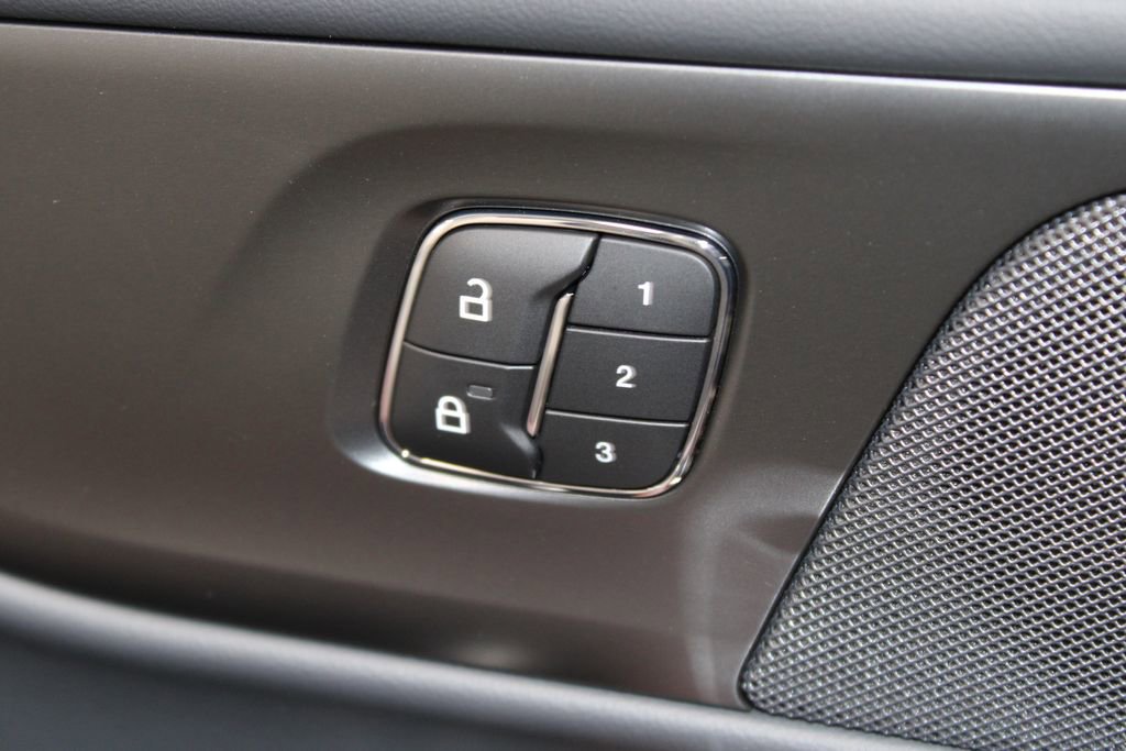 New 2026 Lincoln Nautilus Reserve image 40