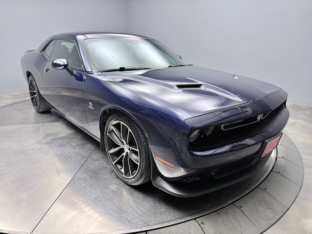 Used 2016 Dodge Challenger R/T Scat Pack RWD image 3