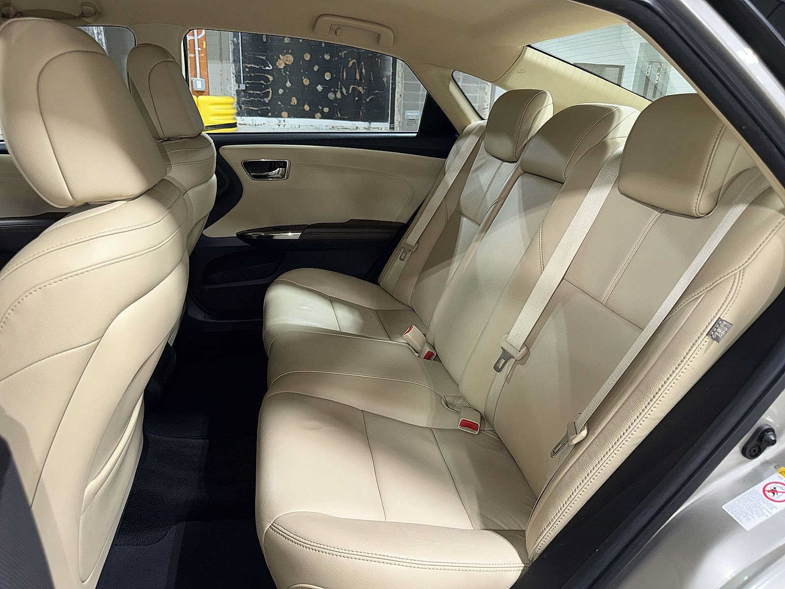 Used 2016 Toyota Avalon XLE w/ Protection Package FWD image 16