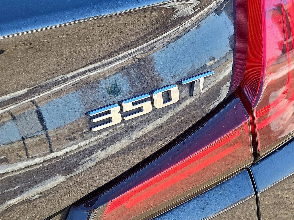 Used 2023 Cadillac XT4 Premium Luxury image 13