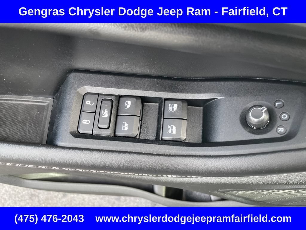 Used 2023 Jeep Grand Cherokee L Altitude AWD/4WD image 50