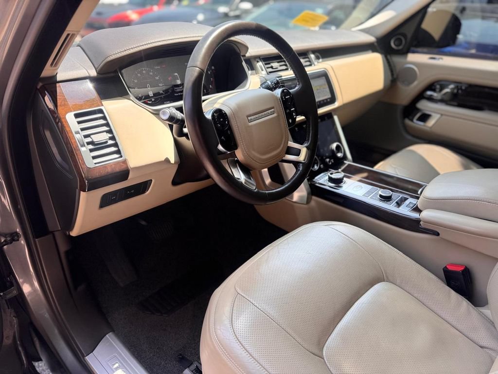 Used 2018 Land Rover Range Rover Supercharged AWD/4WD image 13
