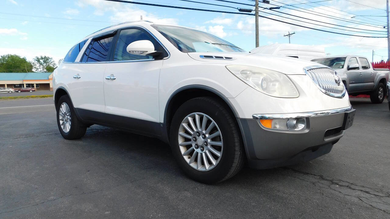 Used 2008 Buick Enclave CXL w/ Entertainment Package #1 AWD/4WD image 1