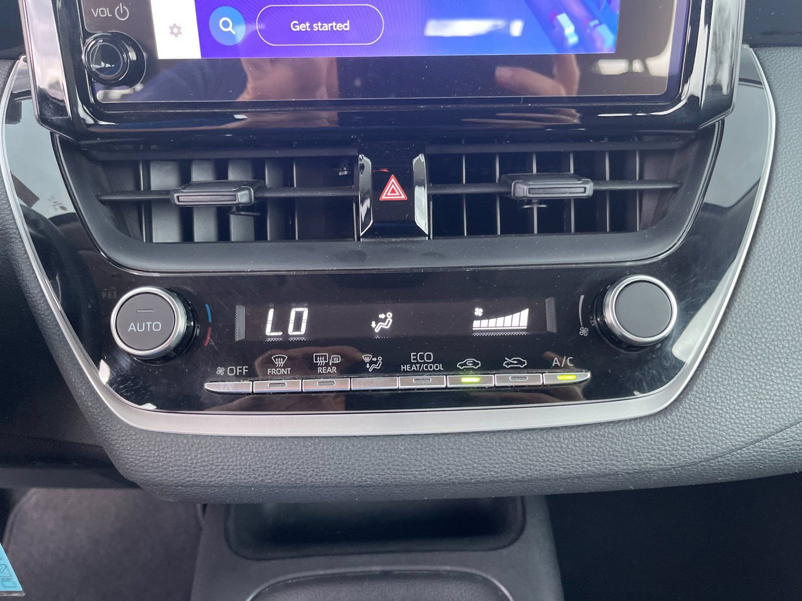Used 2026 Toyota Corolla LE FWD image 21
