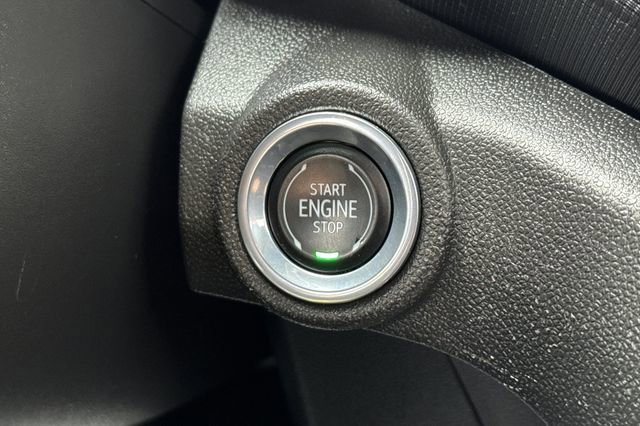 Used 2023 Chevrolet TrailBlazer RS w/ Convenience Package image 22