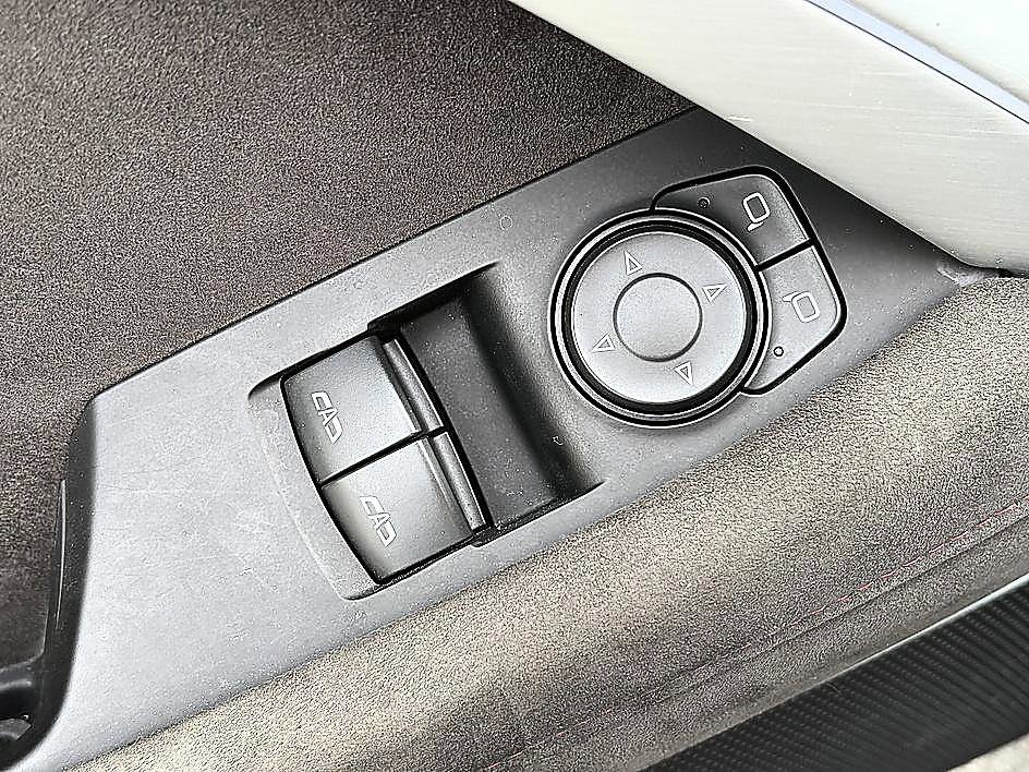 Used 2018 Chevrolet Camaro ZL1 RWD image 16