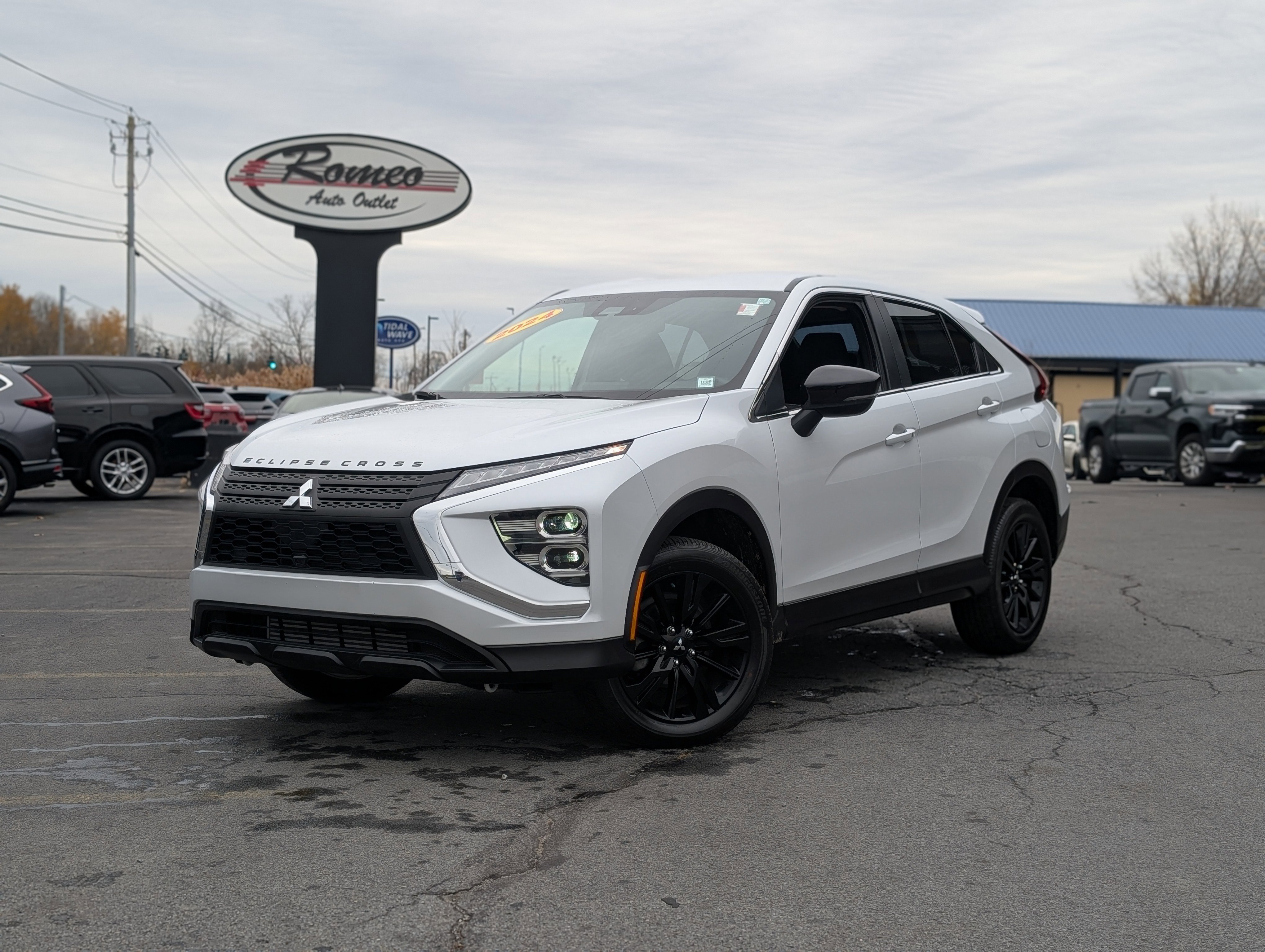 Used 2024 Mitsubishi Eclipse Cross LE