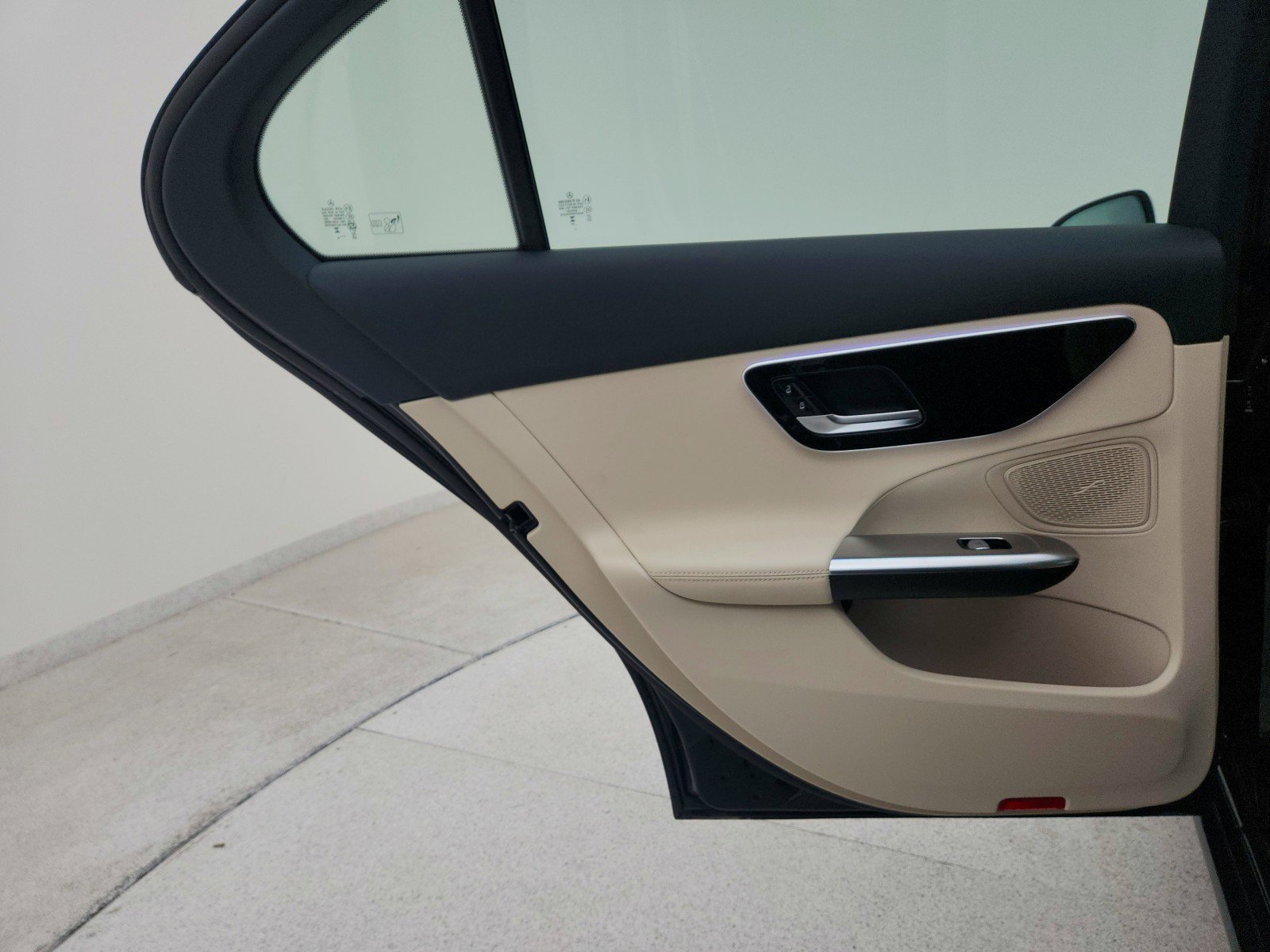 Certified 2025 Mercedes-Benz C 300 Sedan image 22