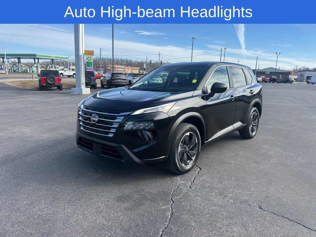 Used 2025 Nissan Rogue SV image 8