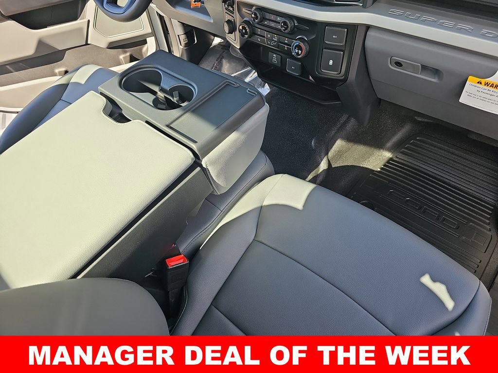 New 2026 Ford F250 XL w/ FX4 Off-Road Package AWD/4WD image 11